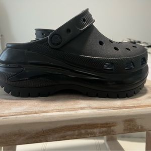 CROC MEGA CRUSH CLOG